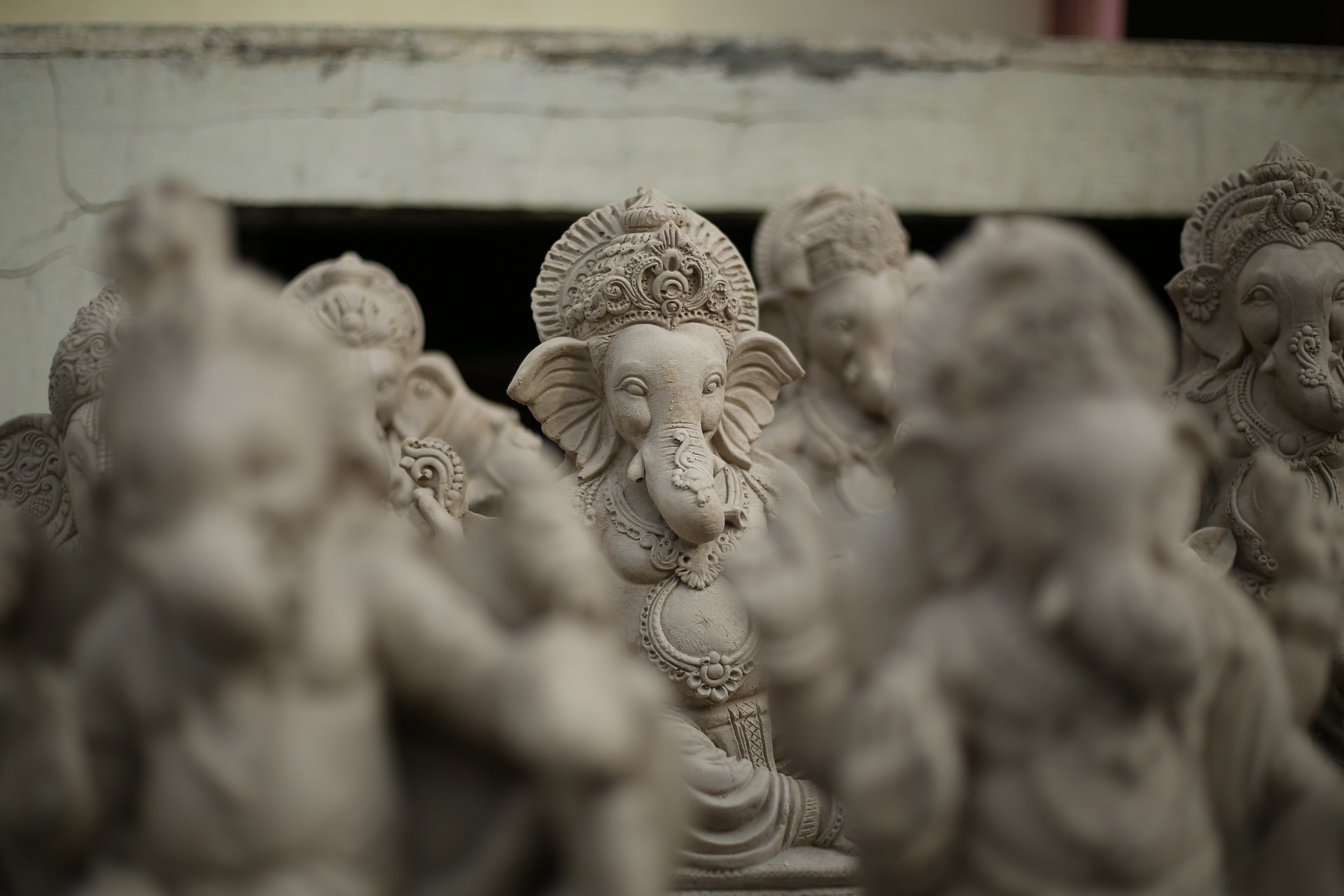 Trending Ganesh Chaturthi Songs for Reels & Shorts